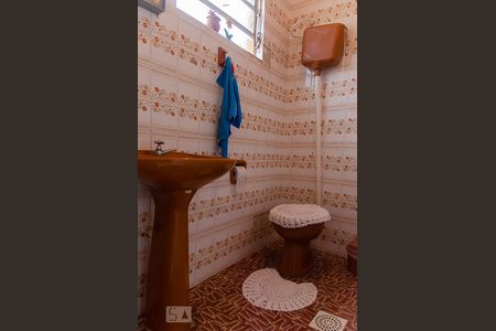 Casa à venda com 101m², 3 quartos e 3 vagasLavabo