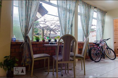 Casa à venda com 101m², 3 quartos e 3 vagasÁrea Externa Coberta