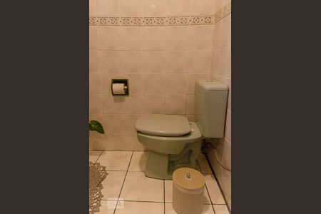 Casa à venda com 101m², 3 quartos e 3 vagasBanheiro