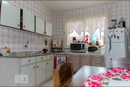 Casa à venda com 101m², 3 quartos e 3 vagasCozinha