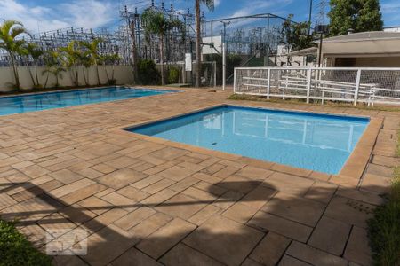 Apartamento à venda com 65m², 3 quartos e 1 vagaÁrea comum - Piscina