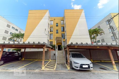 Fachada do bloco de apartamento para alugar com 2 quartos, 50m² em São José, São Caetano do Sul