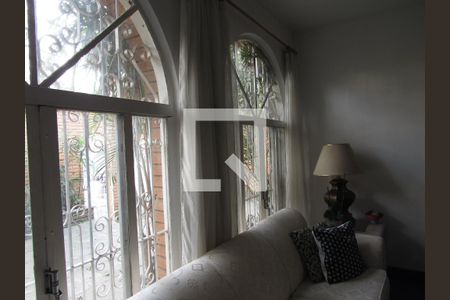 Sala de casa para alugar com 3 quartos, 500m² em Adalgisa, Osasco