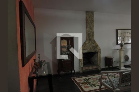 Sala de casa para alugar com 3 quartos, 500m² em Adalgisa, Osasco
