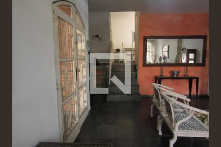 Sala de casa para alugar com 3 quartos, 500m² em Adalgisa, Osasco