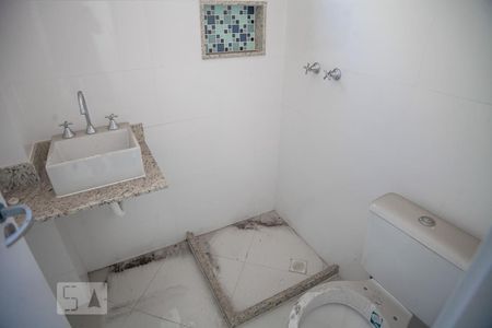 Apartamento à venda com 63m², 2 quartos e 2 vagas Apartamento à venda com 63m², 2 quartos e 2 vagasBanheiro da Suíte