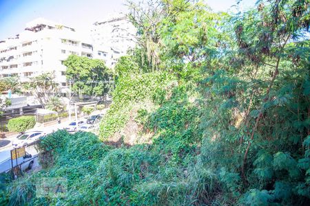 Apartamento à venda com 63m², 2 quartos e 2 vagas Apartamento à venda com 63m², 2 quartos e 2 vagasVista da Cozinha e Área de Serviço