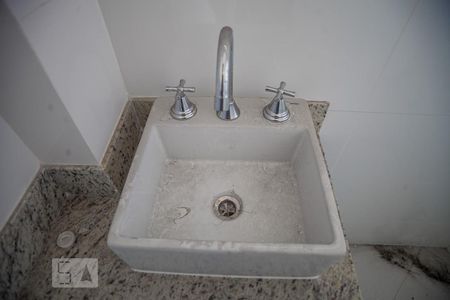 Apartamento à venda com 63m², 2 quartos e 2 vagas Apartamento à venda com 63m², 2 quartos e 2 vagasBanheiro da Suíte