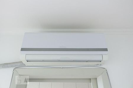 Quarto/Sala de kitnet/studio para alugar com 1 quarto, 30m² em Centro Histórico, Porto Alegre