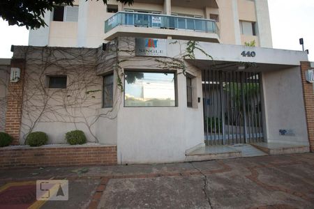 Apartamento para alugar com 45m², 1 quarto e 1 vagaFachada