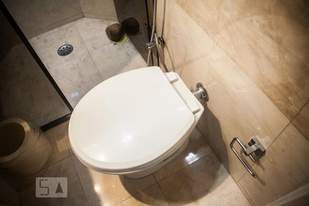 Apartamento à venda com 140m², 2 quartos e sem vagaDetalhe do banheiro