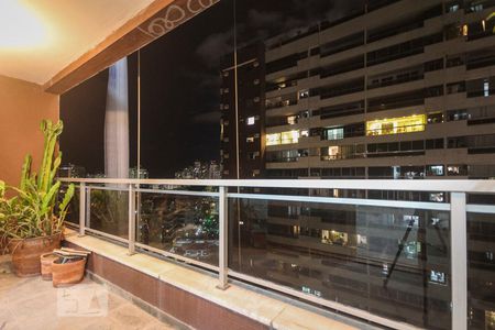 Varanda de apartamento para alugar com 1 quarto, 86m² em Barra da Tijuca, Rio de Janeiro