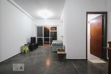 Sala de apartamento para alugar com 1 quarto, 86m² em Barra da Tijuca, Rio de Janeiro