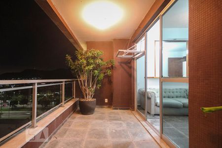 Varanda de apartamento para alugar com 1 quarto, 86m² em Barra da Tijuca, Rio de Janeiro