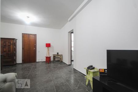 Sala de apartamento para alugar com 1 quarto, 86m² em Barra da Tijuca, Rio de Janeiro