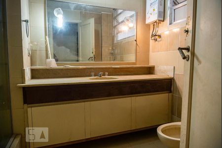 Apartamento para alugar com 304m², 4 quartos e 1 vagaBanheiro Social