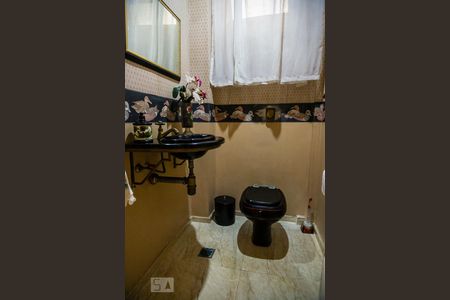 Apartamento para alugar com 304m², 4 quartos e 1 vagaLavabo