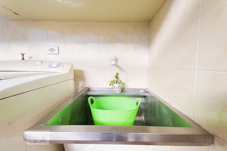 Casa à venda com 165m², 3 quartos e 2 vagasLavanderia 