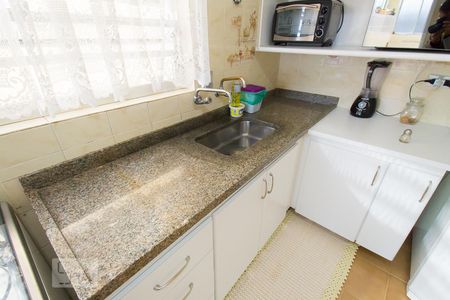 Casa à venda com 165m², 3 quartos e 2 vagasCozinha