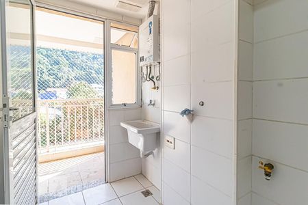 Apartamento à venda com 79m², 2 quartos e 1 vagaÁrea de Serviço