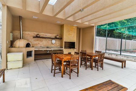 Apartamento à venda com 79m², 2 quartos e 1 vagaÁrea comum - Churrasqueira