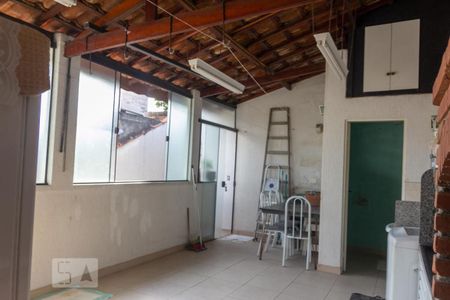 Casa à venda com 144m², 3 quartos e 2 vagas Casa à venda com 144m², 3 quartos e 2 vagasChurrasqueira