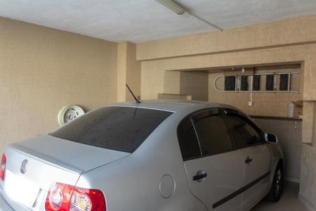 Casa à venda com 144m², 3 quartos e 2 vagas Casa à venda com 144m², 3 quartos e 2 vagasGaragem