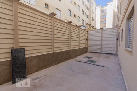 Apartamento à venda com 47m², 2 quartos e 1 vaga Apartamento à venda com 47m², 2 quartos e 1 vagaQuintal