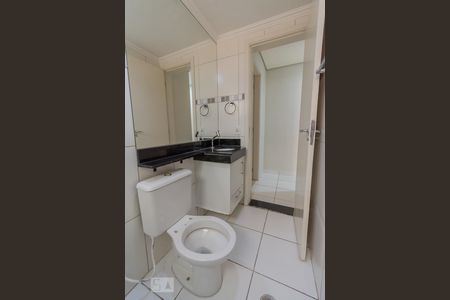 Apartamento à venda com 47m², 2 quartos e 1 vaga Apartamento à venda com 47m², 2 quartos e 1 vagaBanheiro