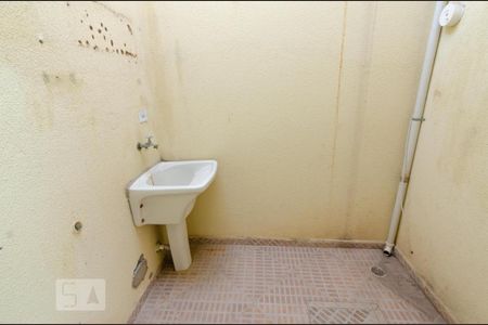 Casa de condomínio para alugar com 60m², 2 quartos e 1 vagaLavanderia 
