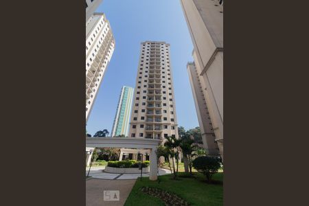 Apartamento para alugar com 68m², 2 quartos e 1 vagaFachada