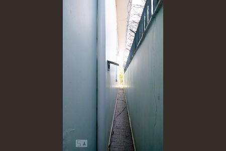 Casa à venda com 450m², 4 quartos e 3 vagasCorredor Lateral