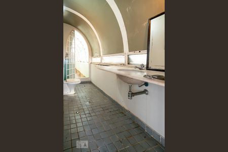 Casa à venda com 450m², 4 quartos e 3 vagasBanheiro Escritório