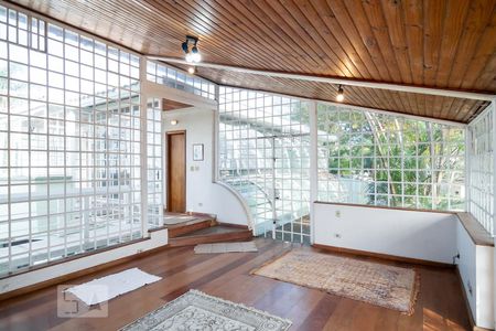 Casa à venda com 450m², 4 quartos e 3 vagasEscritório