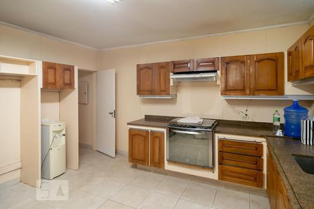 Casa à venda com 450m², 4 quartos e 3 vagasCozinha