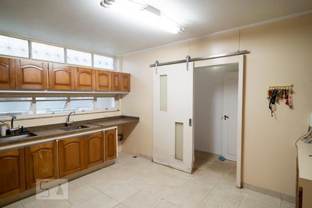 Casa à venda com 450m², 4 quartos e 3 vagasCozinha