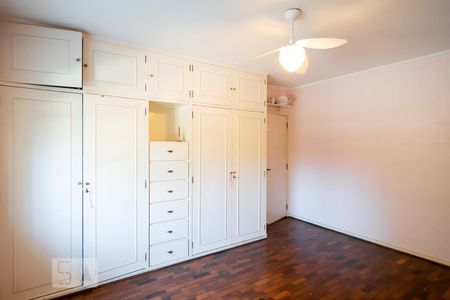 Casa à venda com 450m², 4 quartos e 3 vagasQuarto 3