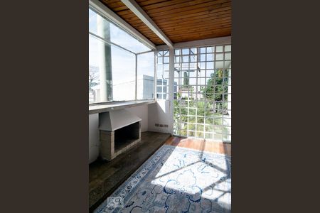 Casa à venda com 450m², 4 quartos e 3 vagasLareira Quarto 6 - Suíte