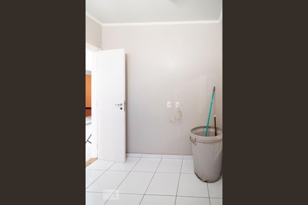 Casa à venda com 450m², 4 quartos e 3 vagasQuarto de Serviço