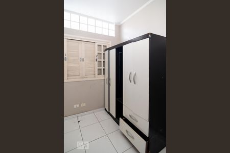 Casa à venda com 450m², 4 quartos e 3 vagasQuarto de Serviço