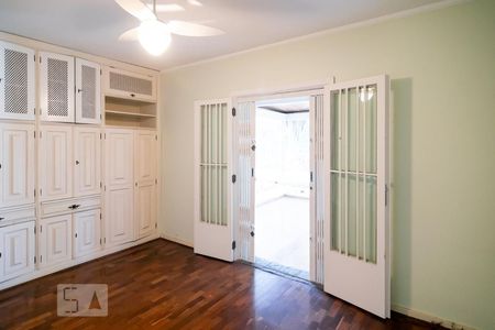 Casa à venda com 450m², 4 quartos e 3 vagasQuarto 5 - Suíte