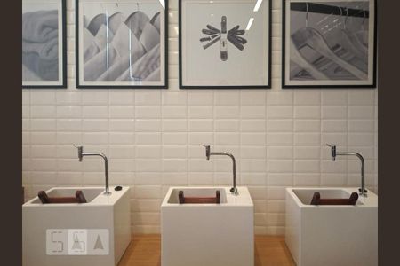 Apartamento para alugar com 34m², 2 quartos e 1 vaga Apartamento para alugar com 34m², 2 quartos e 1 vagaÁrea Comum - Lavanderia