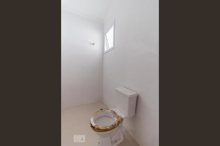 Apartamento à venda com 45m², 2 quartos e sem vaga Apartamento à venda com 45m², 2 quartos e sem vagaBanheiro