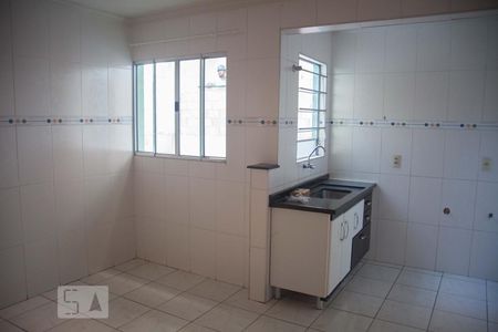 Casa de condomínio para alugar com 80m², 2 quartos e sem vagaCozinha