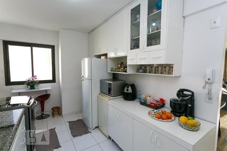 Apartamento à venda com 110m², 3 quartos e 2 vagasCozinha