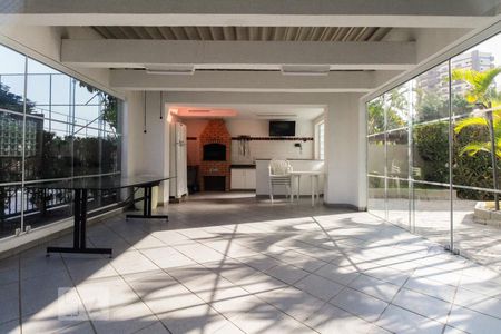 Apartamento à venda com 136m², 3 quartos e 2 vagasChurrasqueira 