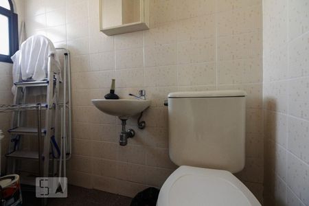 Apartamento à venda com 136m², 3 quartos e 2 vagasBanheiro de serviço 