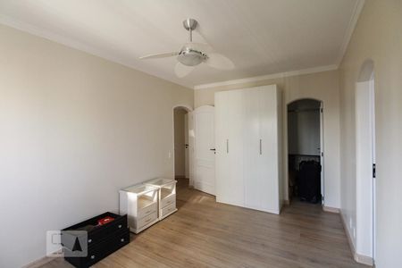 Apartamento à venda com 136m², 3 quartos e 2 vagasSuíte 