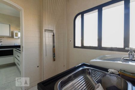 Apartamento à venda com 136m², 3 quartos e 2 vagasÁrea de serviço 