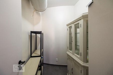 Apartamento à venda com 136m², 3 quartos e 2 vagasQuarto de serviço 